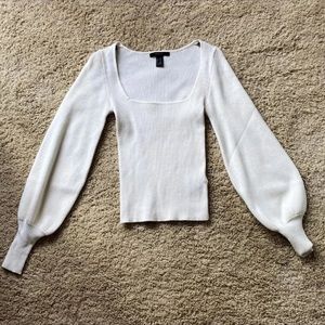 Balloon sleeved sweater